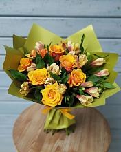 Букет цветов из:  Альстромерии и Розы в Энгельсе