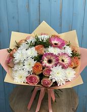 Букет цветов из:  Розы, Герберы и Хризантемы в Энгельсе