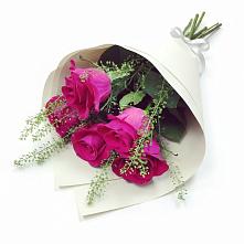 Букет цветов из:  Розы в Энгельсе