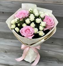 Букет цветов из:  Розы в Энгельсе