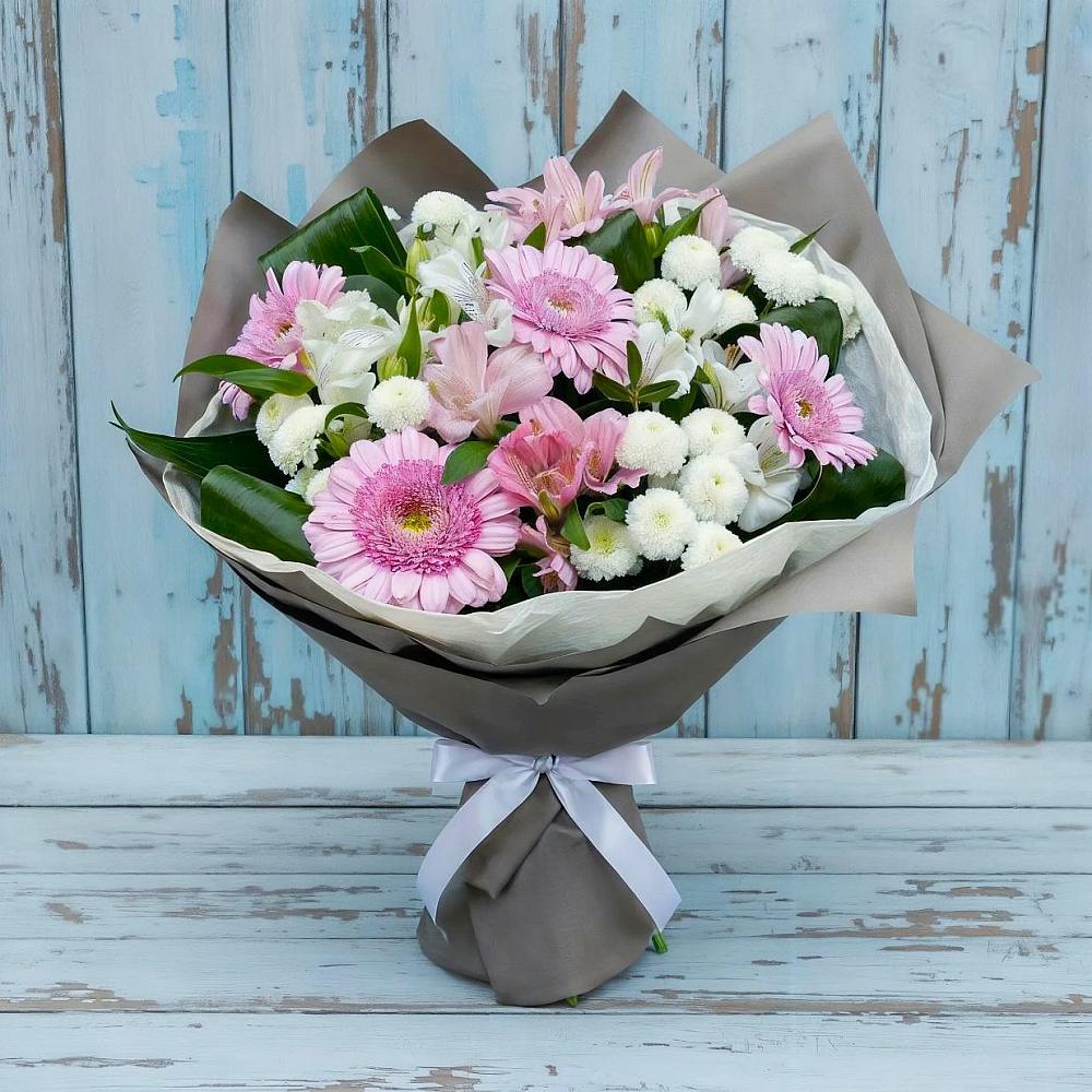 Букет цветов из: Герберы, Альстромерии и Хризантемы в Энгельсе