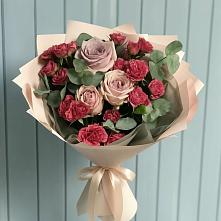 Букет цветов из:  Гвоздики и Розы в Энгельсе