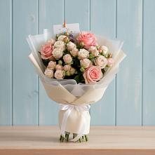 Букет цветов из:  Розы в Энгельсе