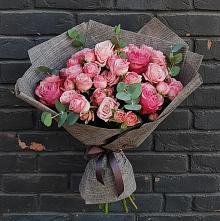 Букет цветов из:  Розы в Энгельсе